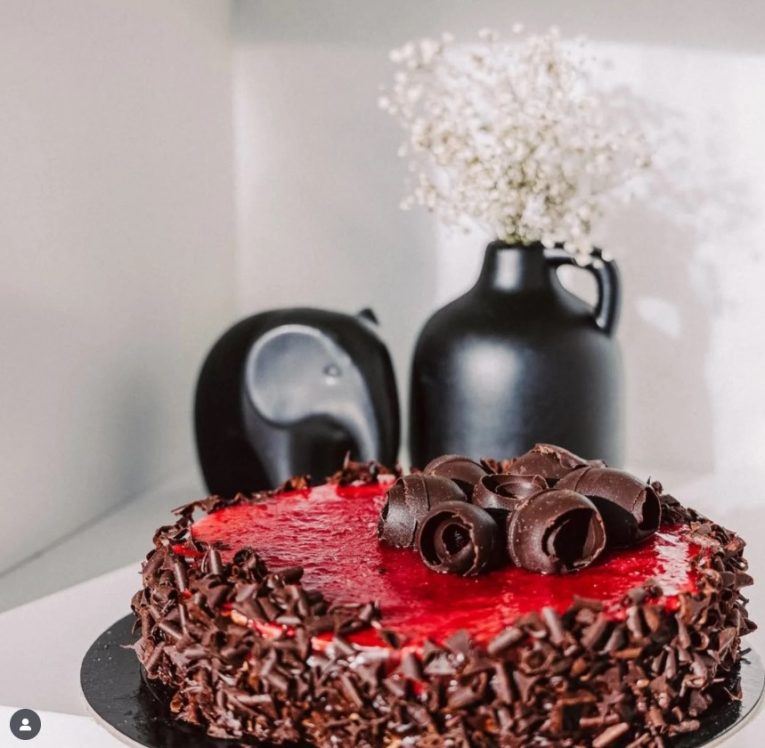 Cake Strawberry & Chocolate 1kg