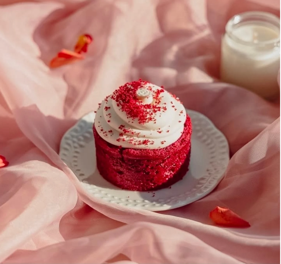 Pasta Red Velvet Cake (15pcs)